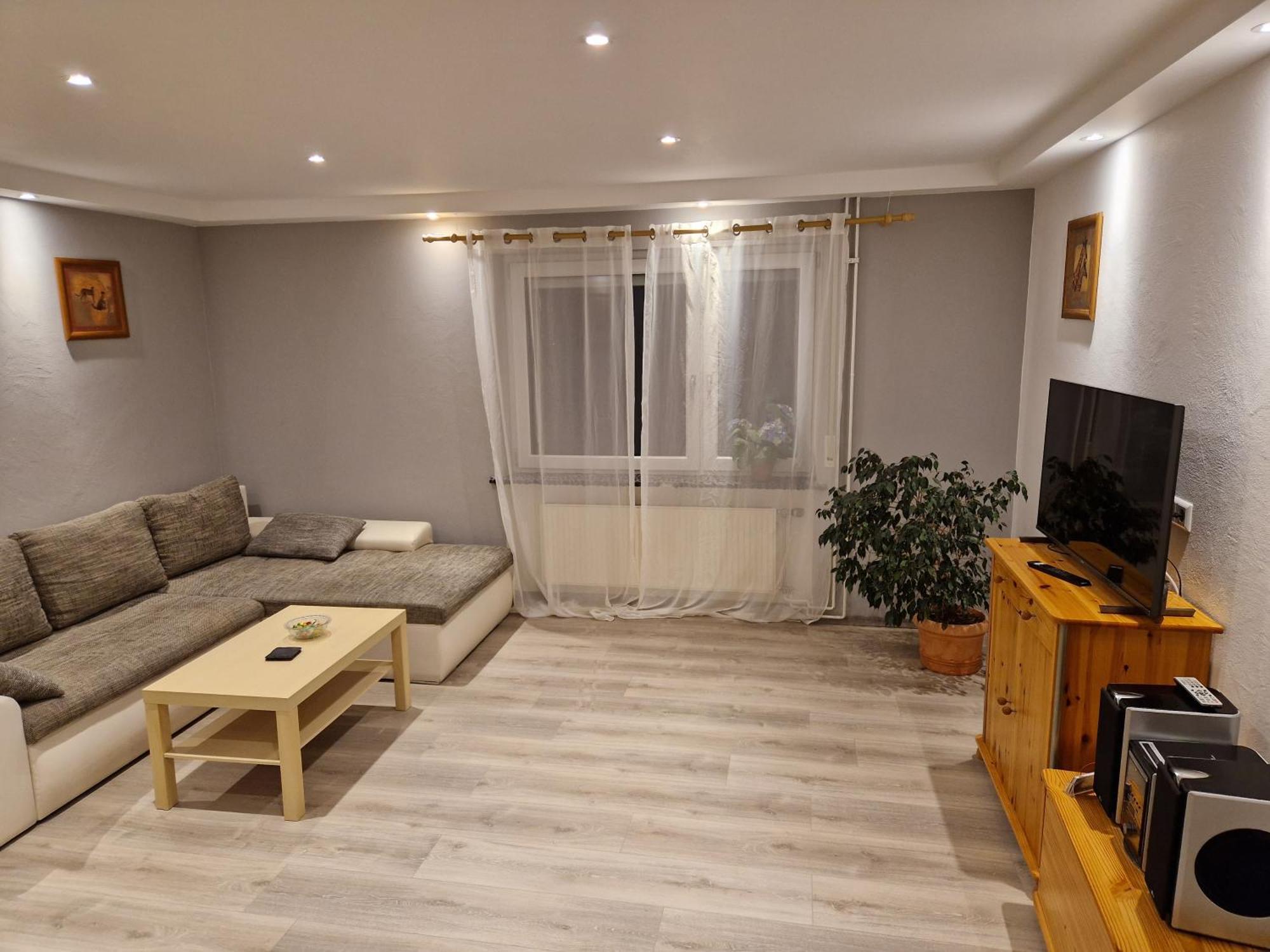 Ferienwohnung บาคาราค ภายนอก รูปภาพ